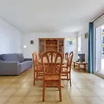 Apartment Platja De Roses-2 By Interhome